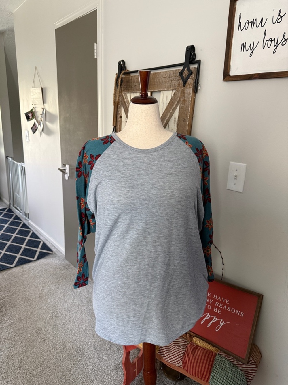 LuLaRoe Gray Raglan Top with Teal Floral Sleeves